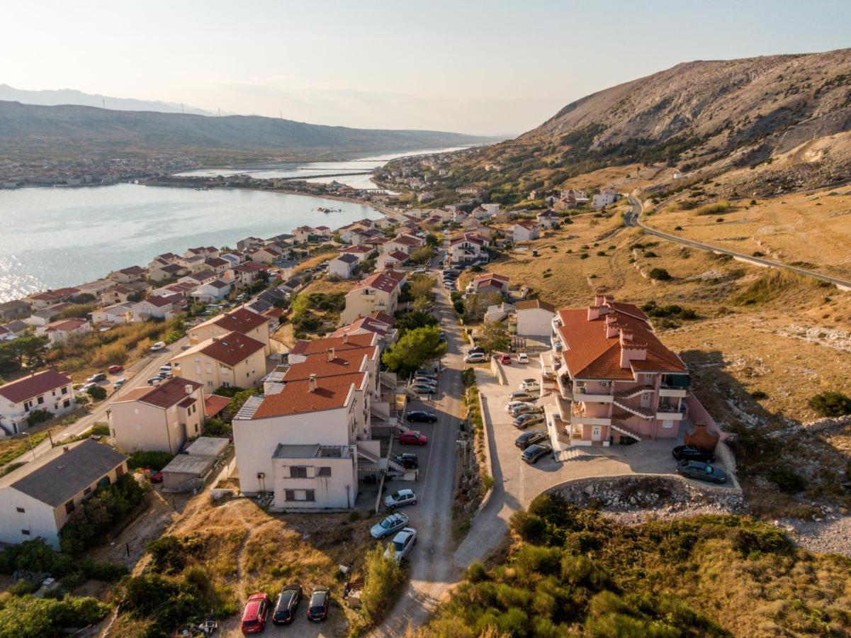 Aurora Apartment Паг Екстериор снимка